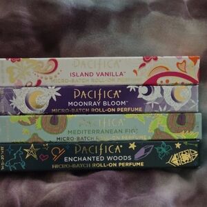 Pacifica Roll-On Perfume Set